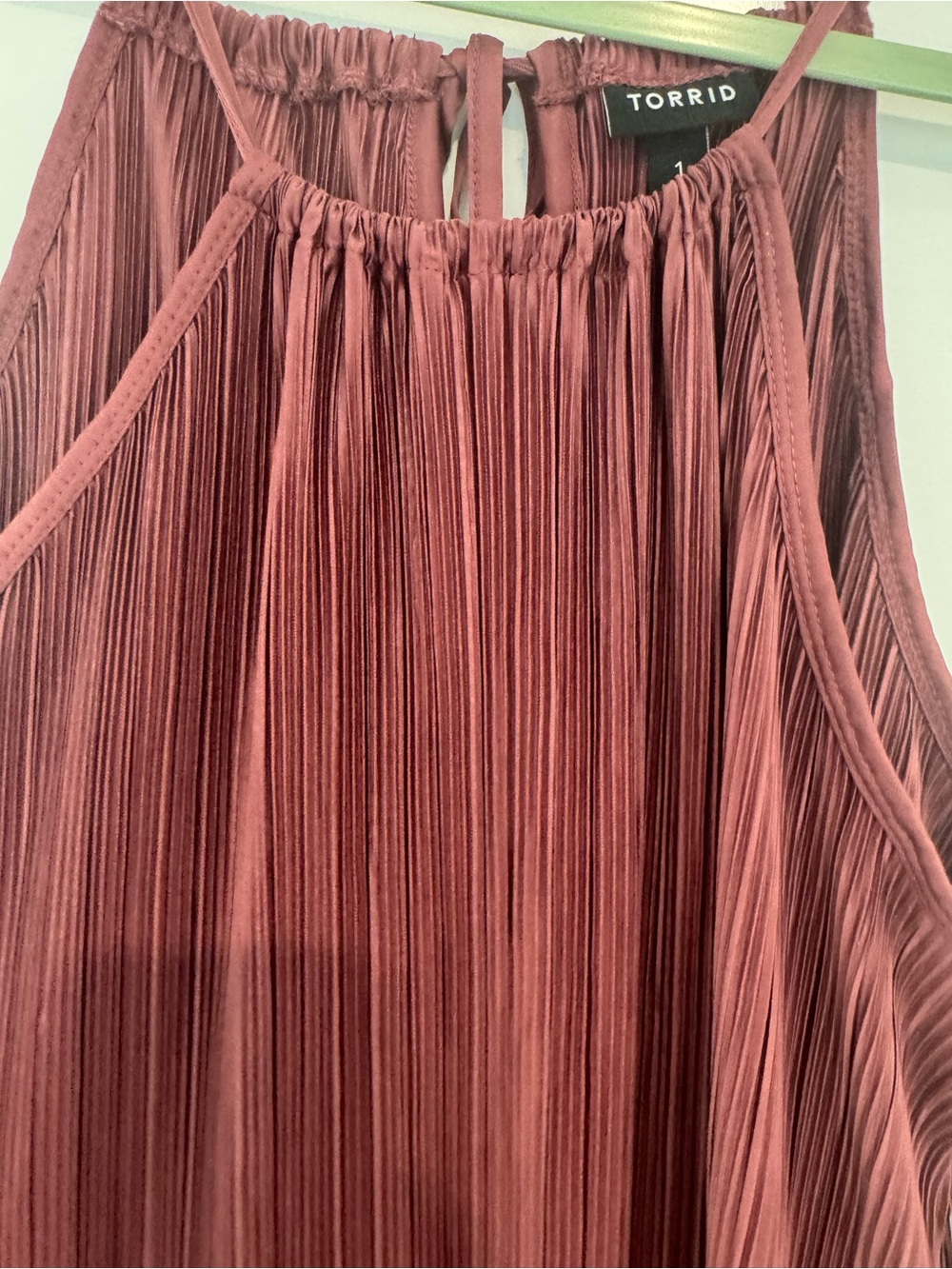 torrid Pleated Halter Midi Dress in Rosewood - Picture 7 of 9